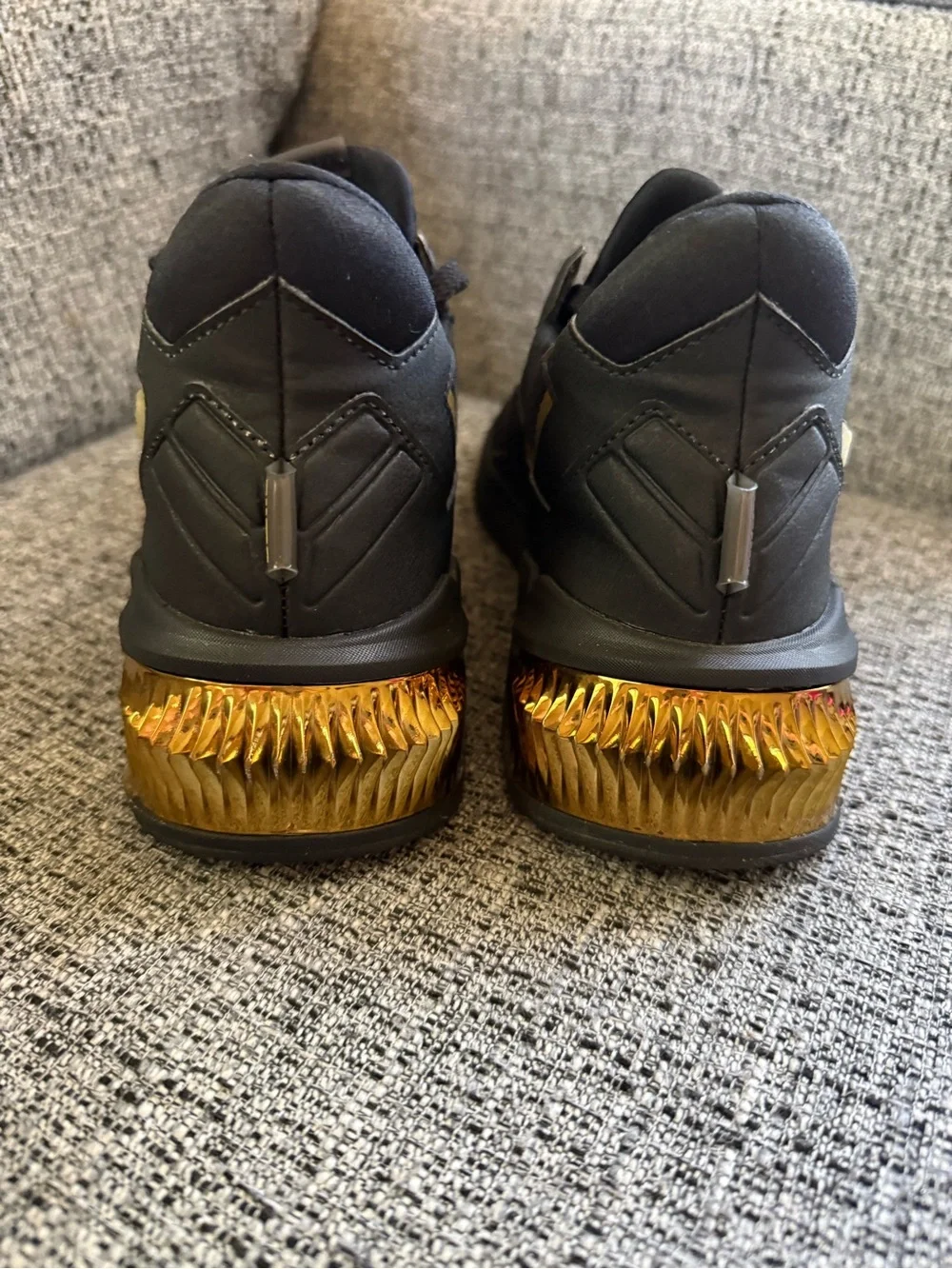 Puma sporty sneakers